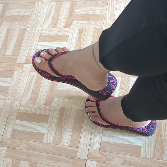 Shoes - Wedge flip flop